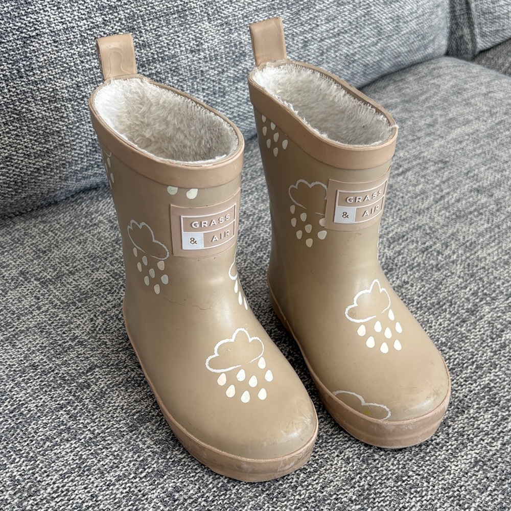 Toddler Size 6 Color Changing Rain Boots